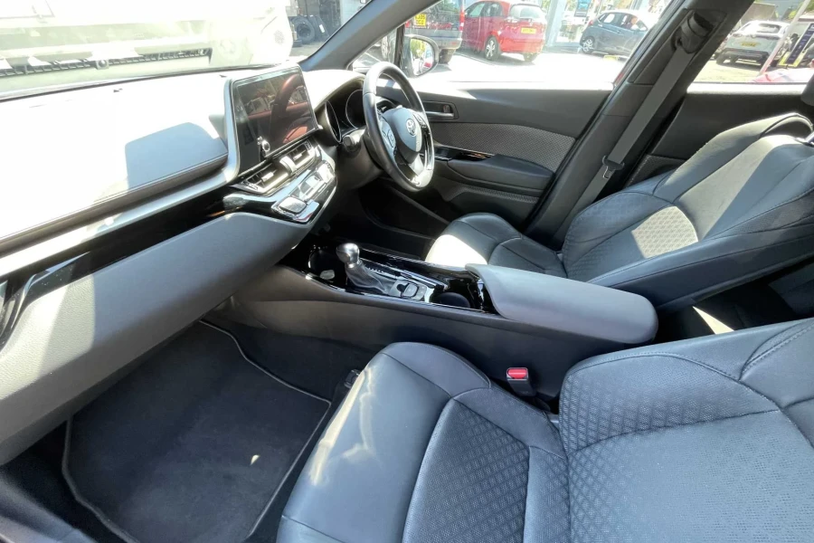Vehicle Image - 1