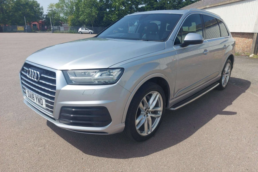 Vehicle Image - 2
