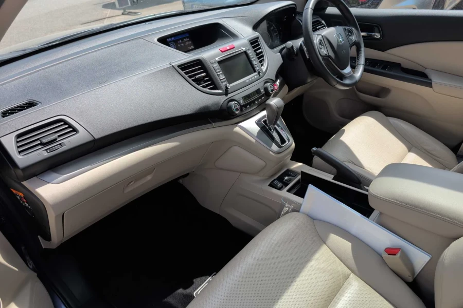 Vehicle Image - 1