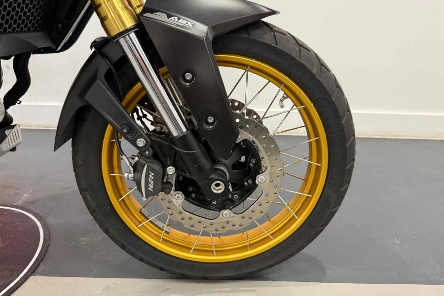 Vehicle Image - 3