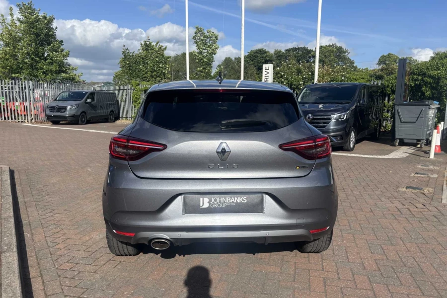 Vehicle Image - 2