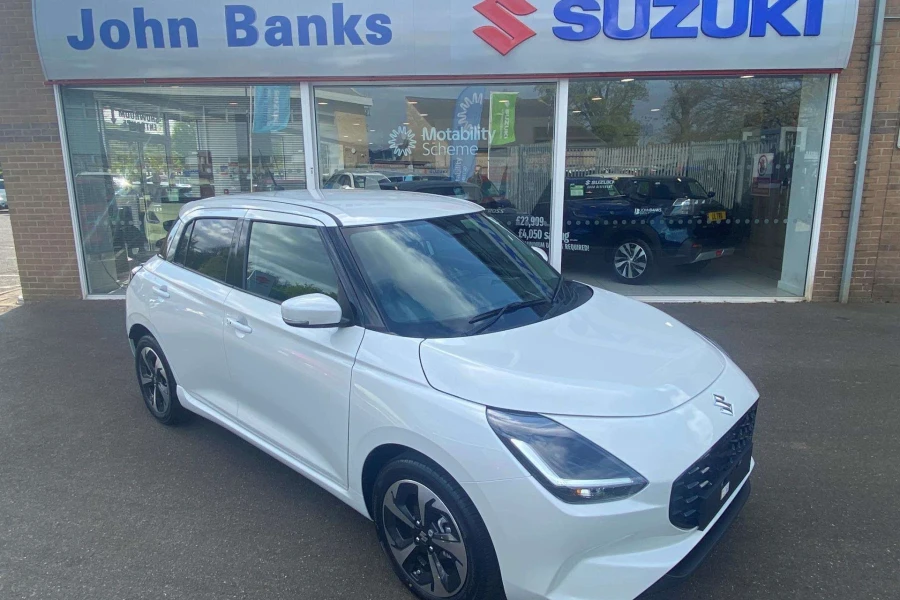 Vehicle Image - 2