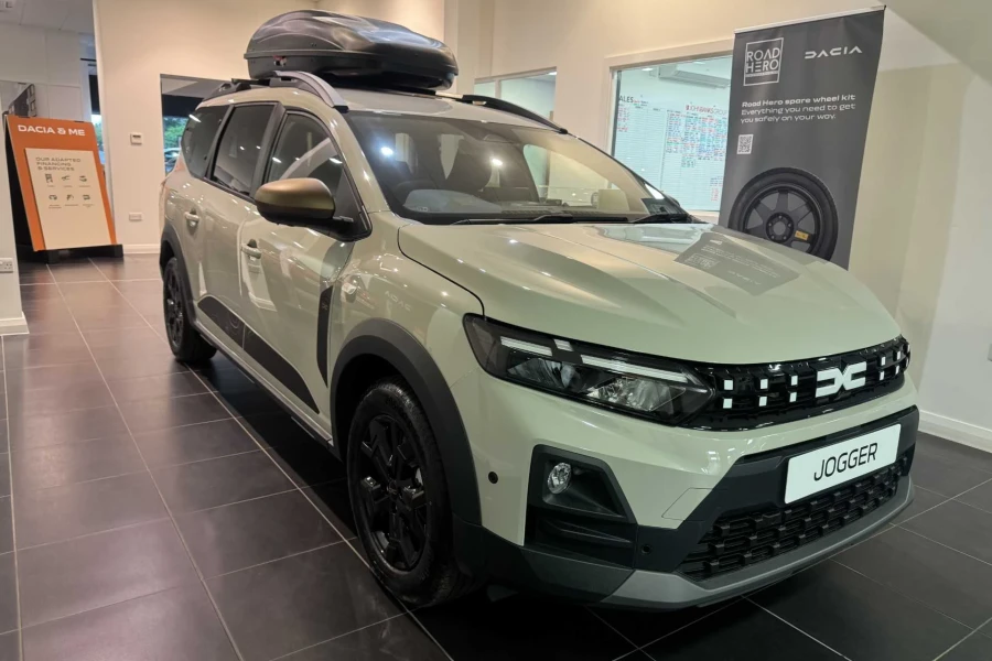 Vehicle Image - 1