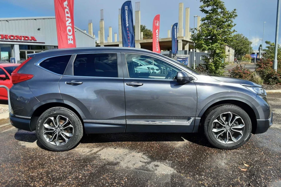Vehicle Image - 2