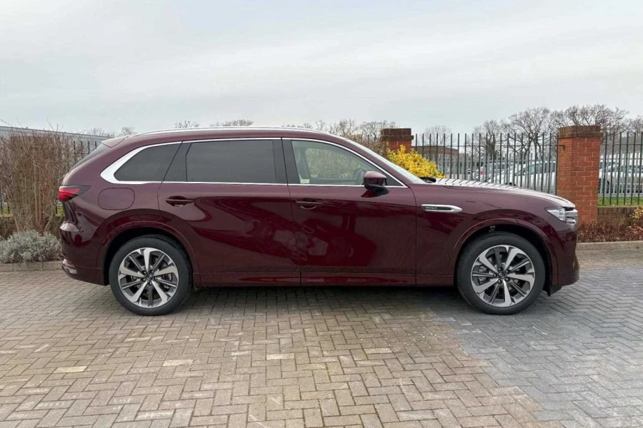 Vehicle Image - 3