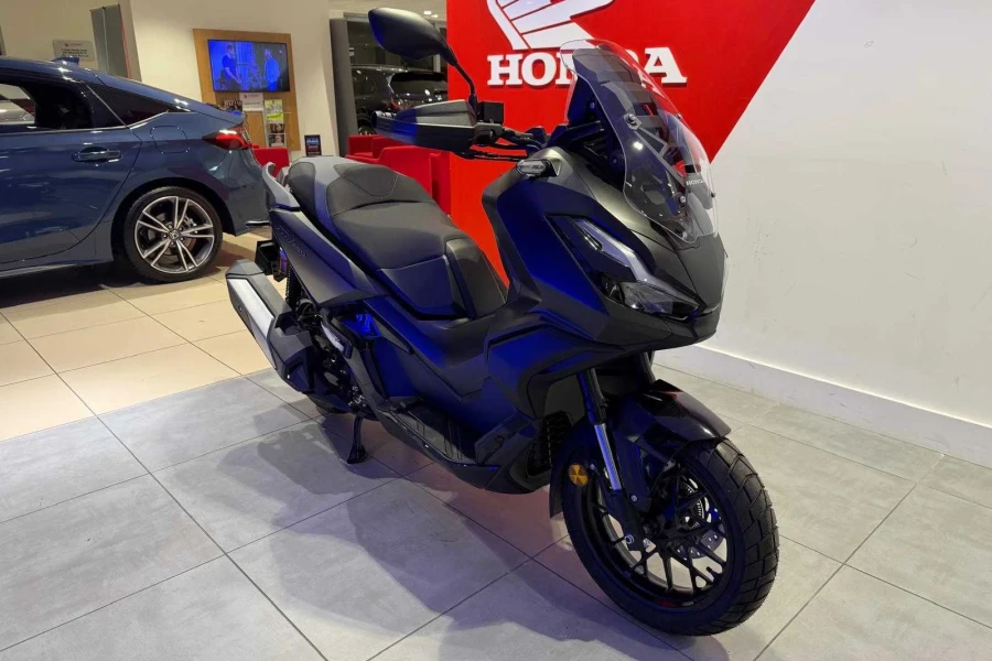 Vehicle Image - 1