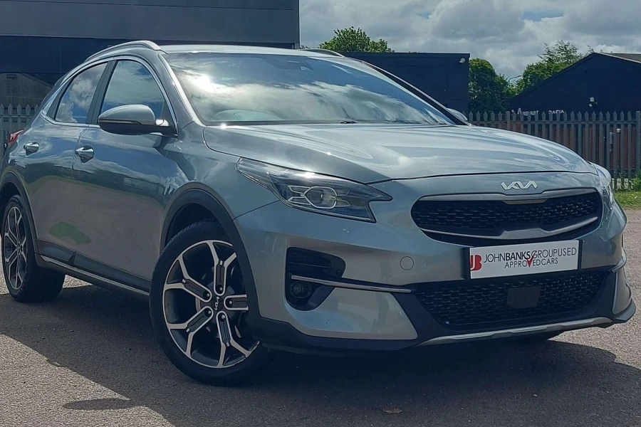 Vehicle Image - 3