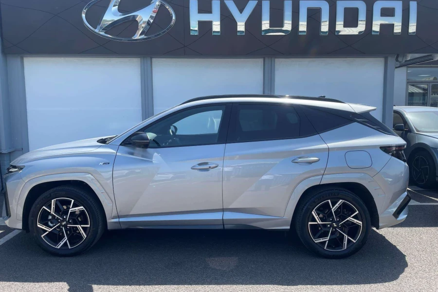 Vehicle Image - 2
