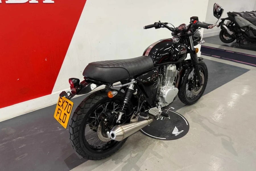 Vehicle Image - 2