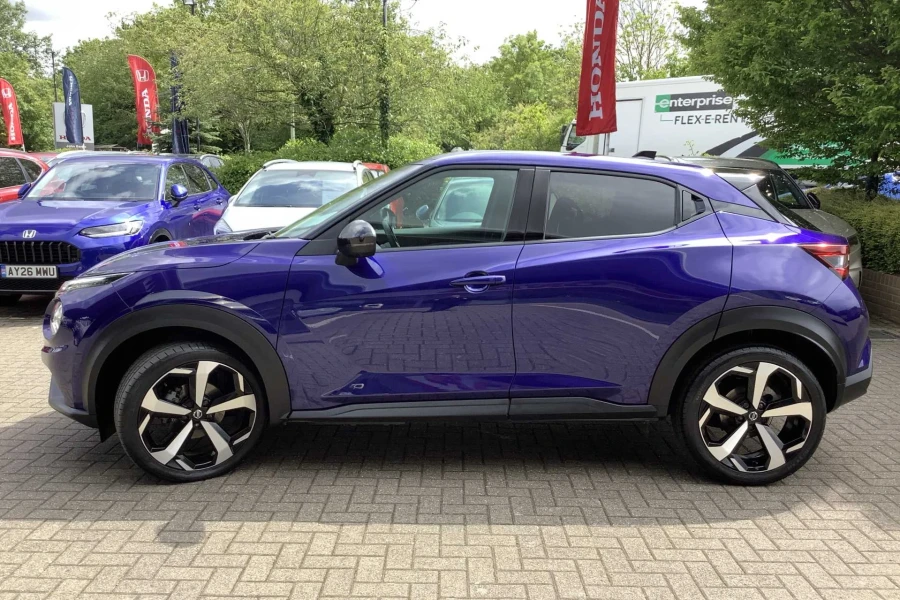 Vehicle Image - 3
