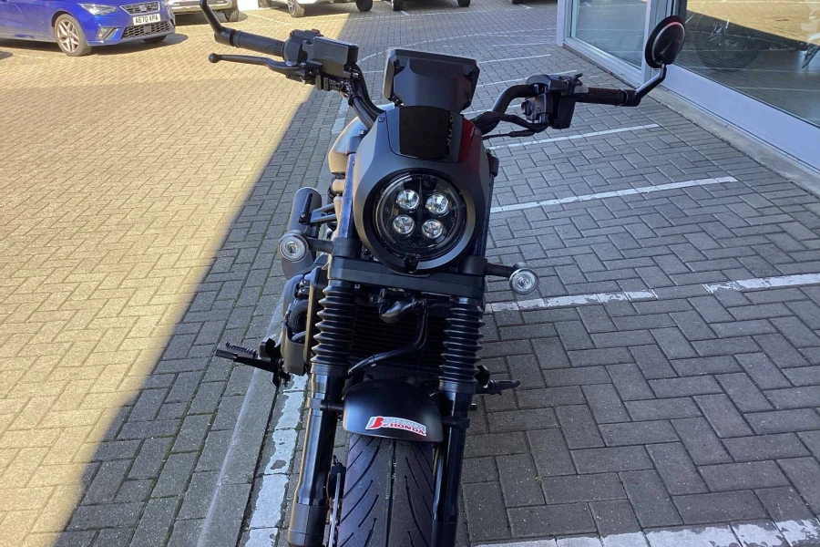 Vehicle Image - 3
