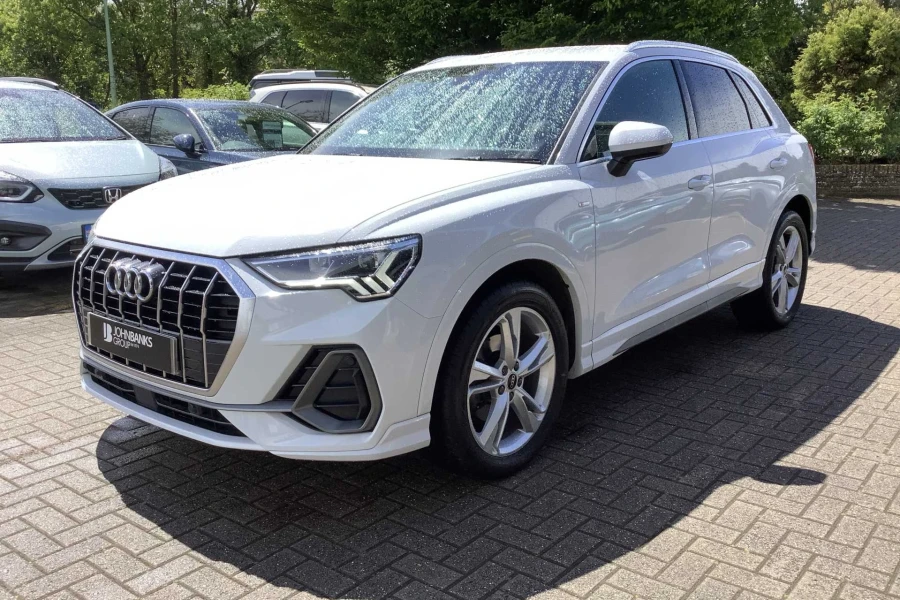 Vehicle Image - 2