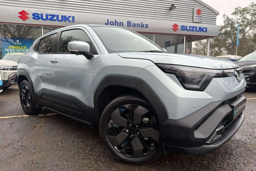 Vehicle Image - 0