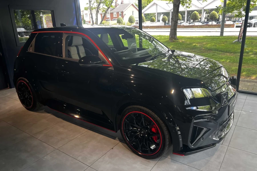 Vehicle Image - 1