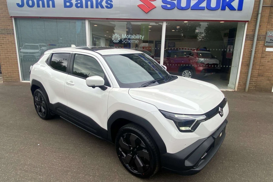 Vehicle Image - 2