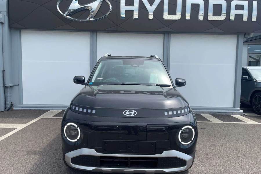 Vehicle Image - 3