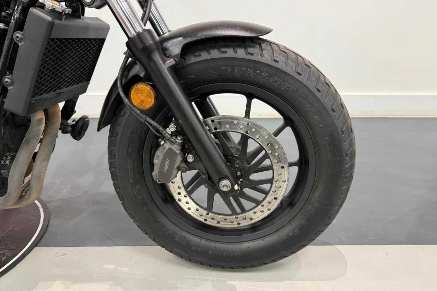Vehicle Image - 3