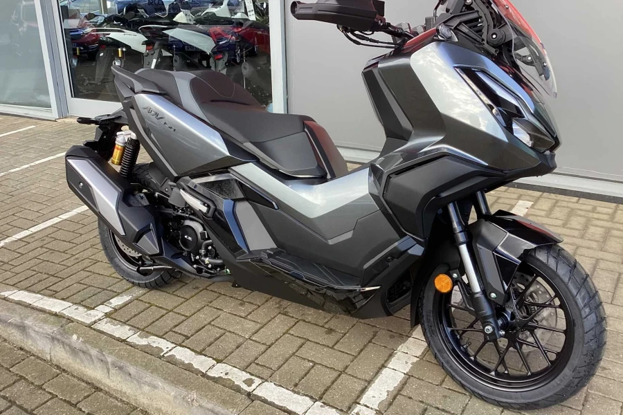 Vehicle Image - 1