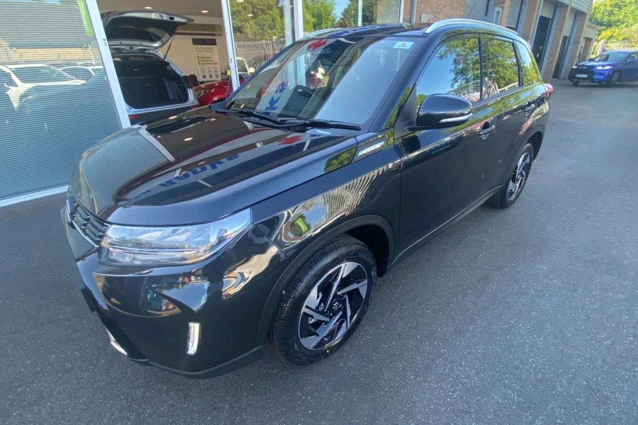 Vehicle Image - 2