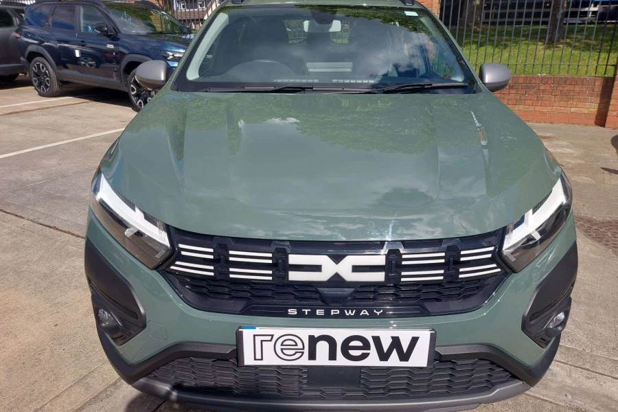 Vehicle Image - 1