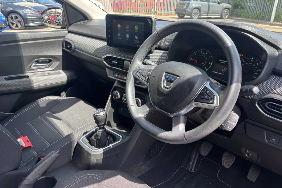 Vehicle Image - 3