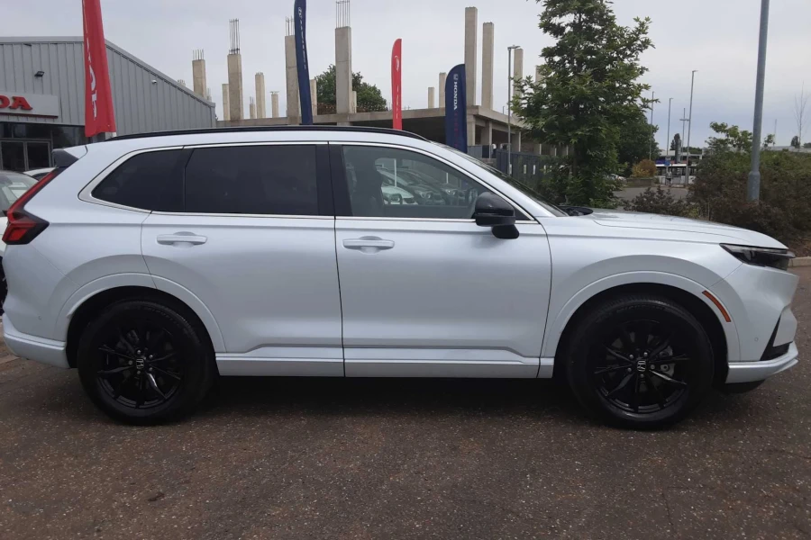 Vehicle Image - 3