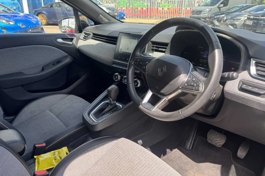 Vehicle Image - 3