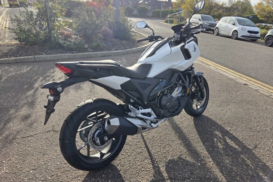 Vehicle Image - 2
