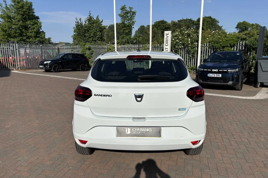 Vehicle Image - 2