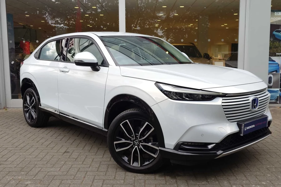 Vehicle Image - 0