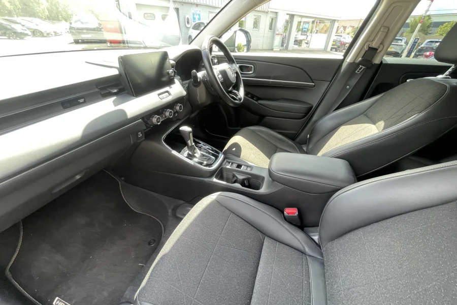Vehicle Image - 1