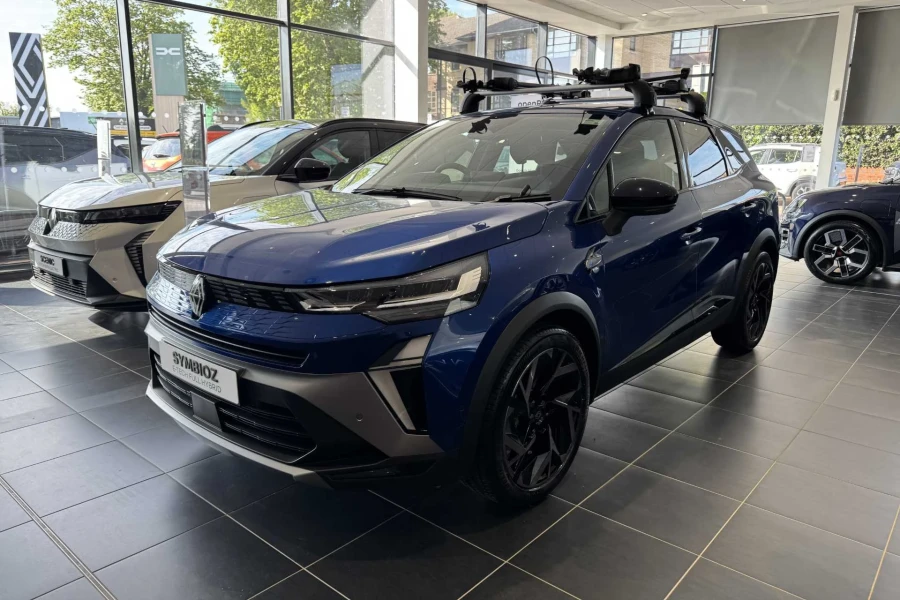 Vehicle Image - 0