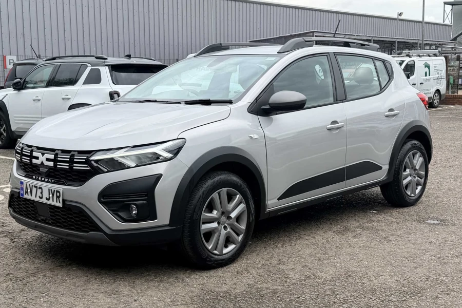 Vehicle Image - 1