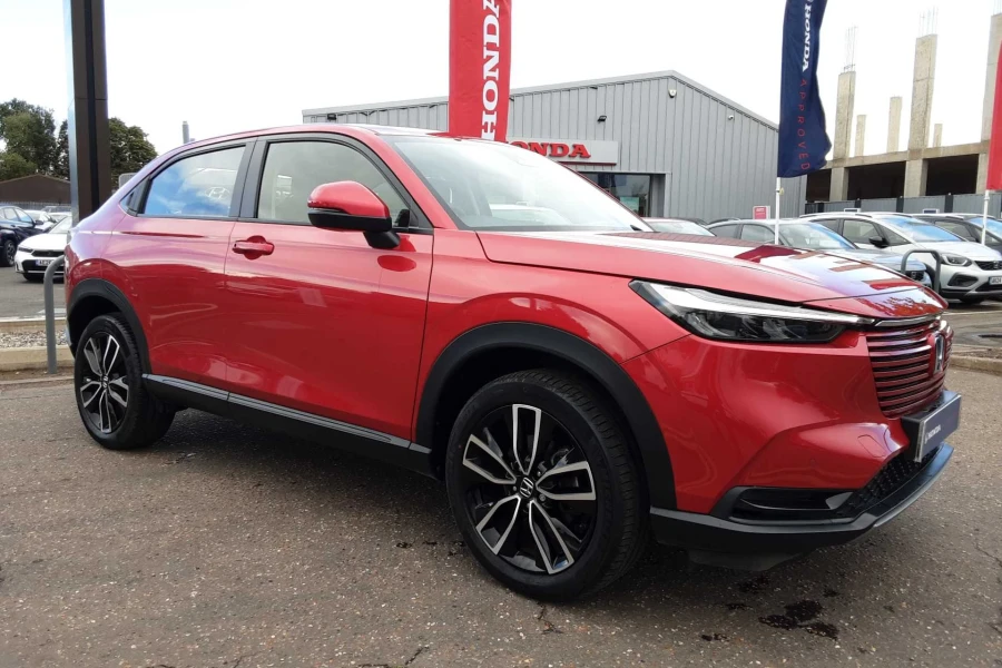 Vehicle Image - 2