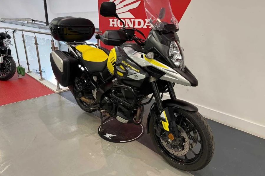 Vehicle Image - 1