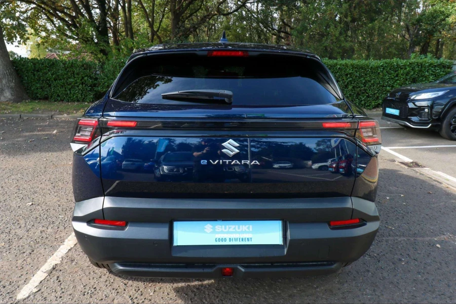 Vehicle Image - 2