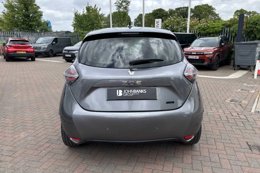 Vehicle Image - 2