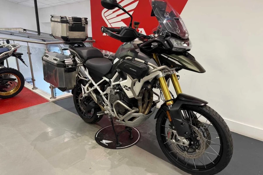 Vehicle Image - 1