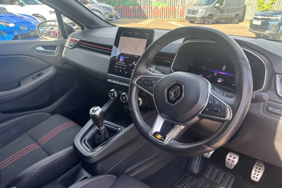 Vehicle Image - 3