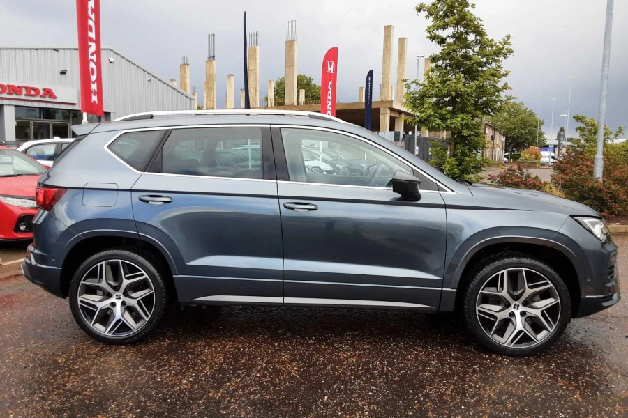 Vehicle Image - 2
