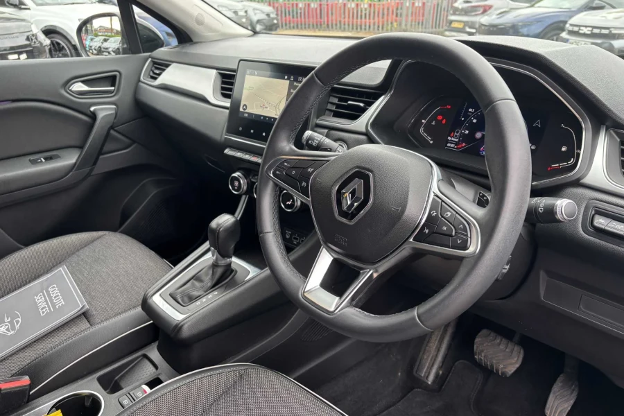 Vehicle Image - 3