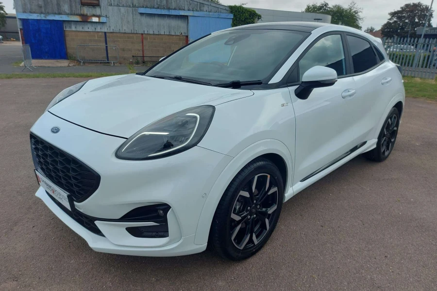 Vehicle Image - 2