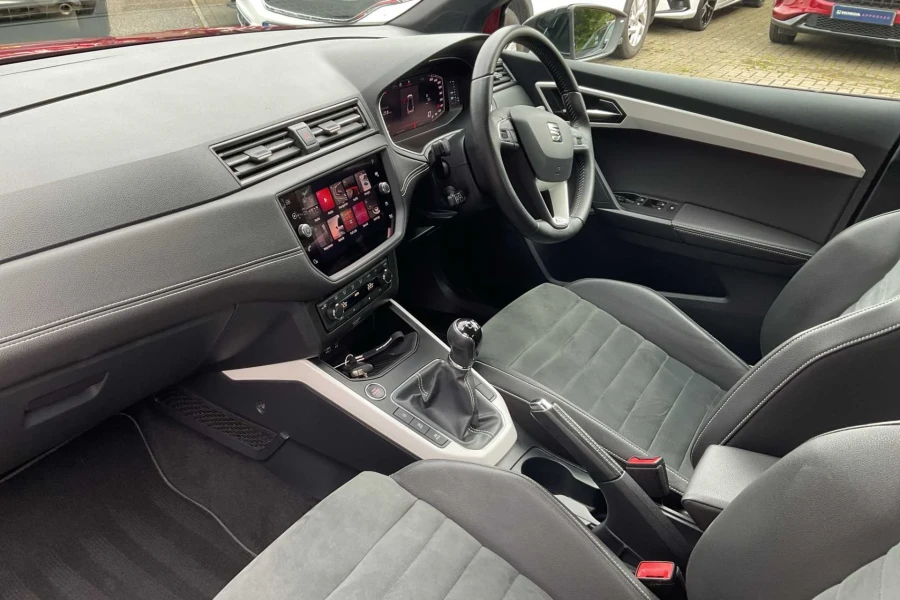 Vehicle Image - 1