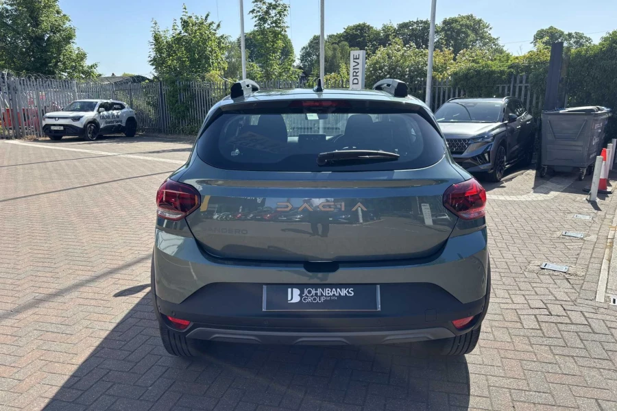 Vehicle Image - 2
