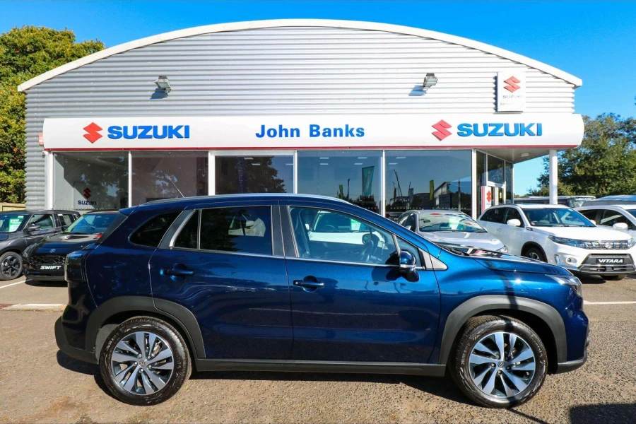 Vehicle Image - 3