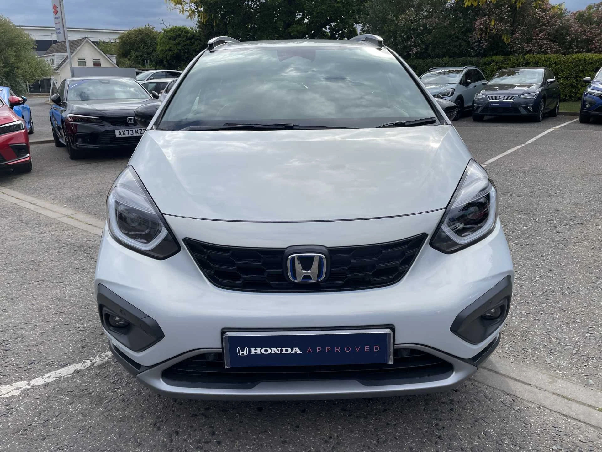 Vehicle image 6