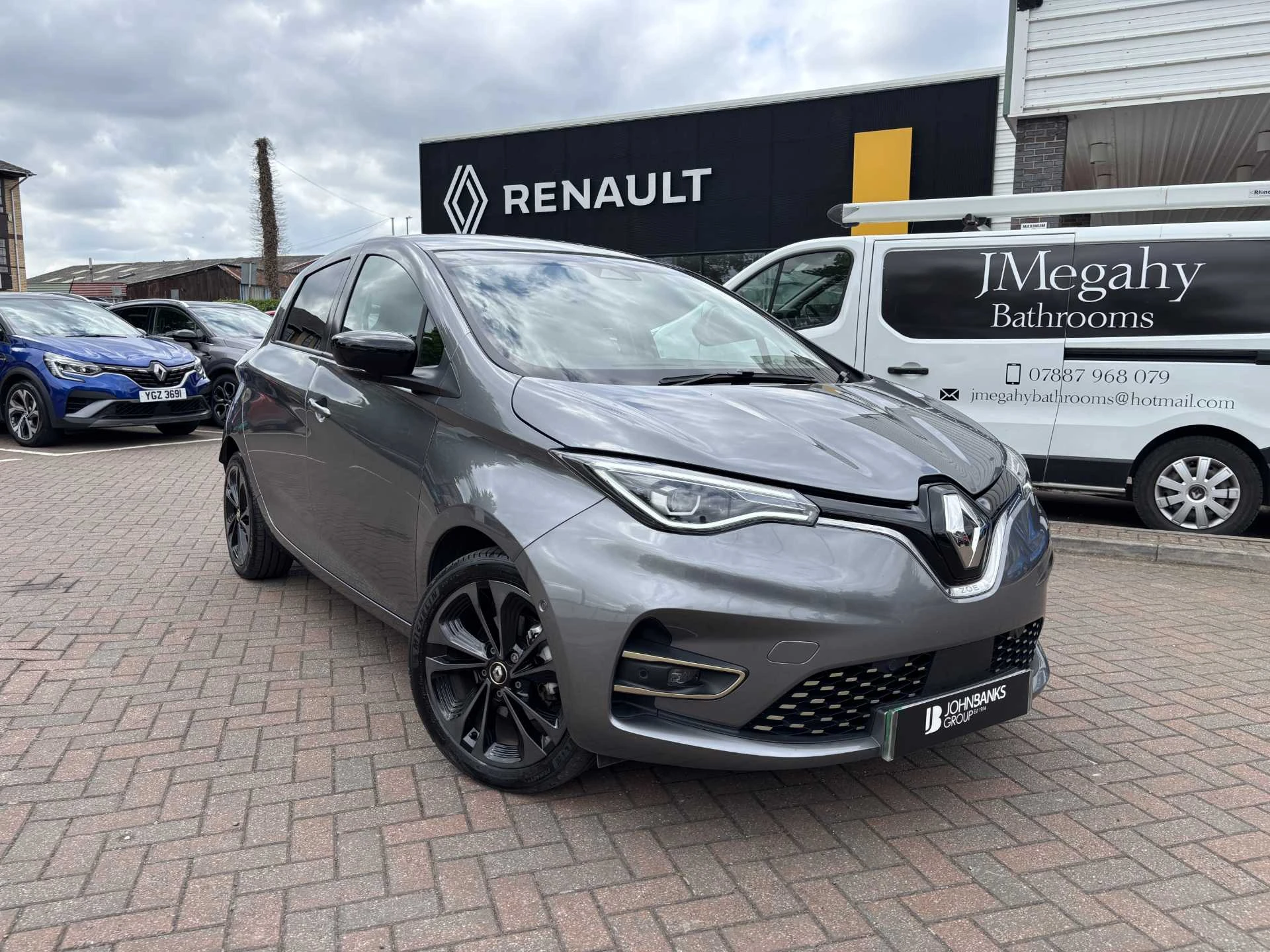 Vehicle image 1