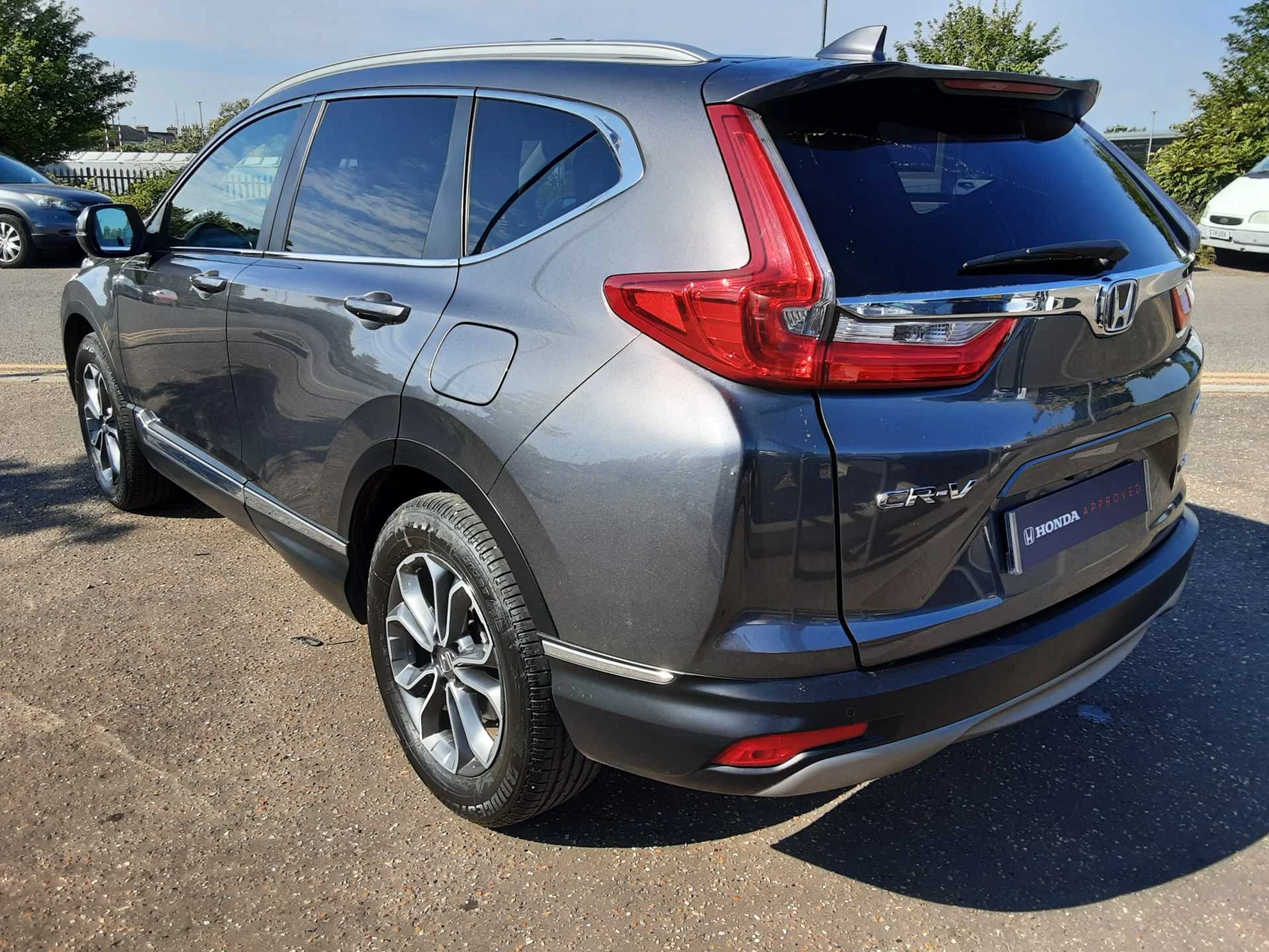 Vehicle image 7