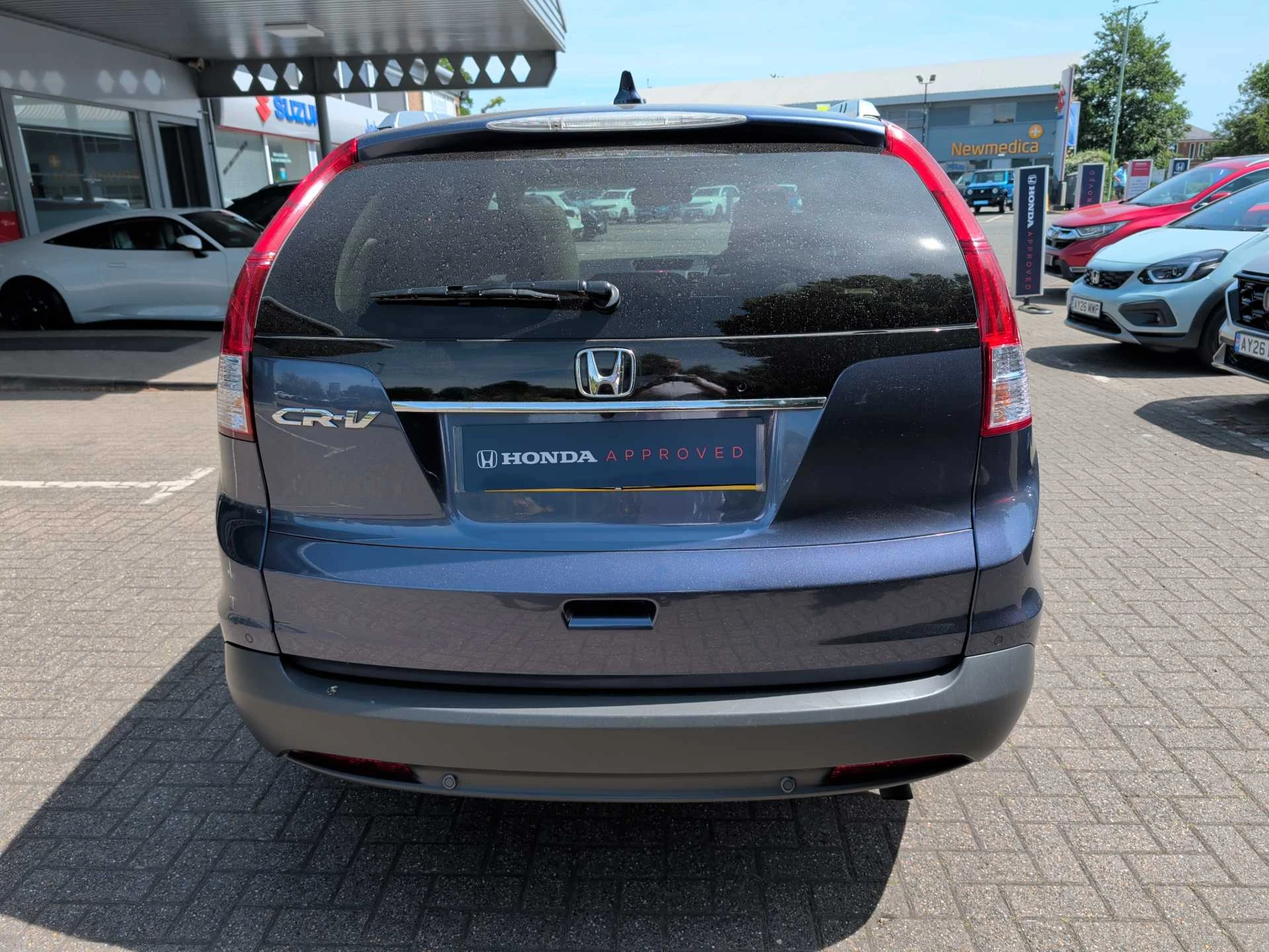 Vehicle image 7