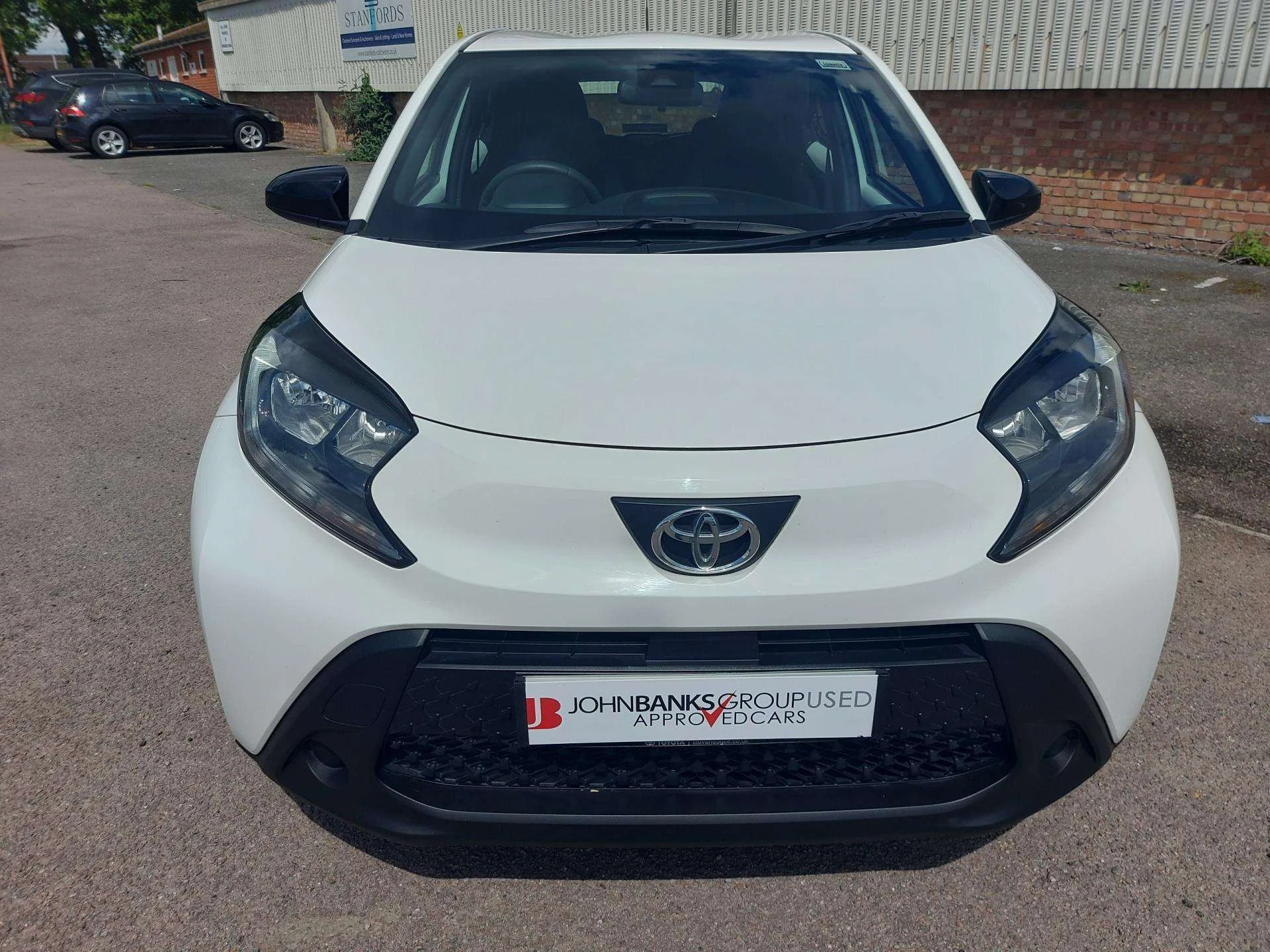 Vehicle image 2